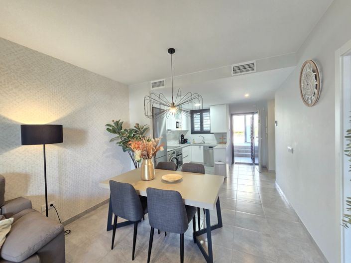 Image No.8-2 Bed Apartment for sale