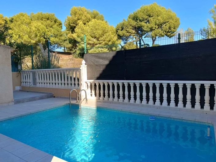 Image No.3-3 Bed Villa for sale