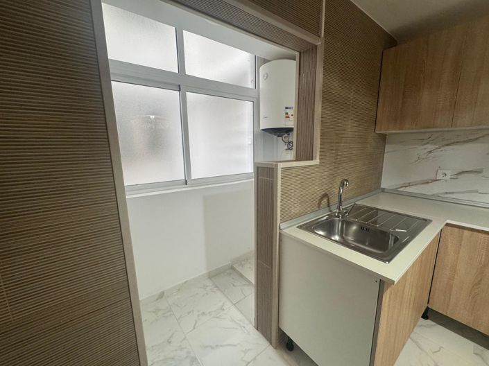 Image No.8-3 Bed Apartment for sale