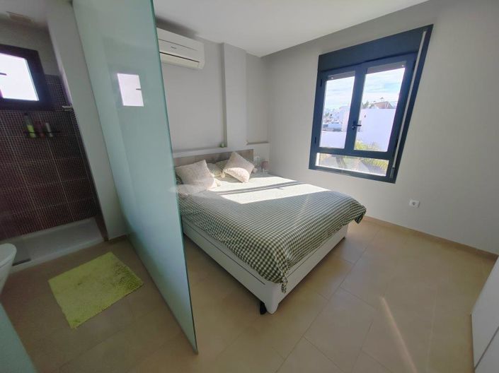 Image No.10-3 Bed Apartment for sale