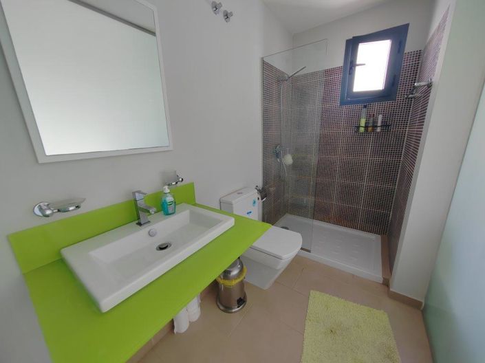 Image No.15-3 Bed Apartment for sale