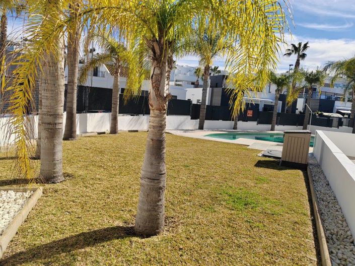 Image No.24-3 Bed Apartment for sale