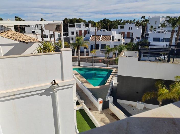 Image No.26-3 Bed Apartment for sale