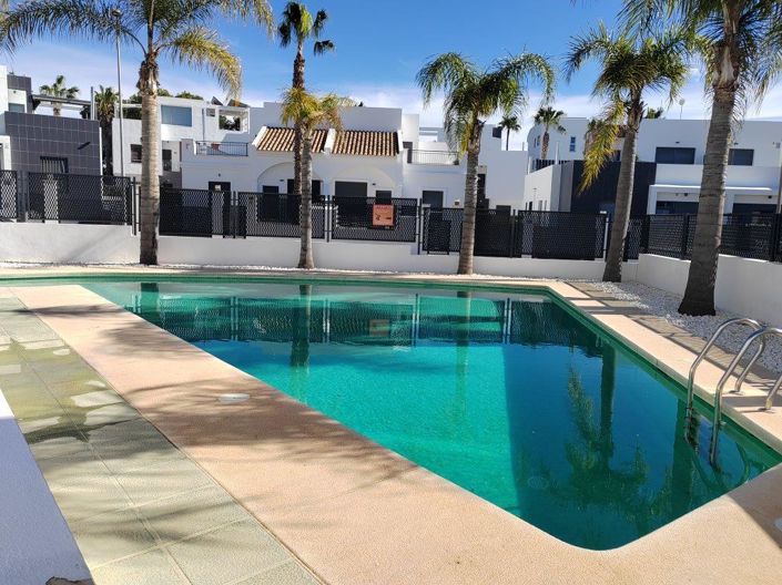 Image No.28-3 Bed Apartment for sale