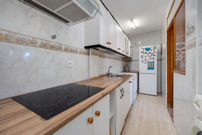 Image No.19-4 Bed Townhouse for sale