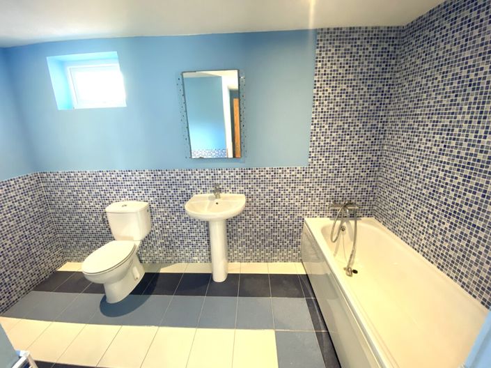 Image No.21-5 Bed Villa for sale