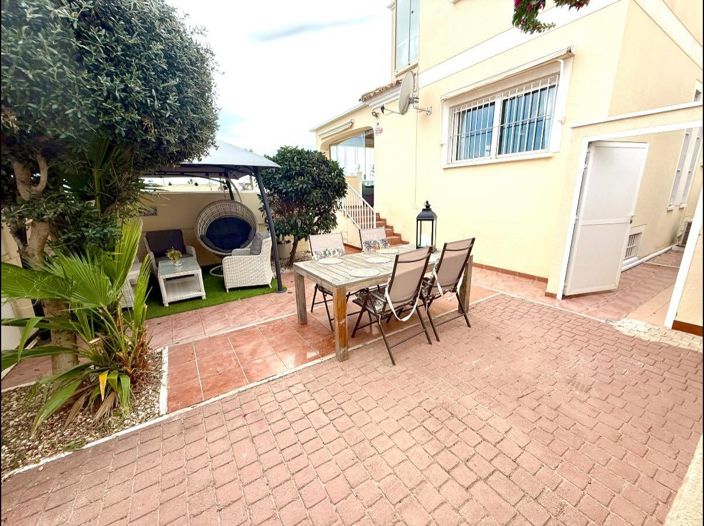 Image No.7-4 Bed Villa for sale