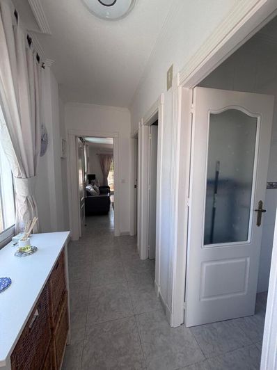 Image No.6-3 Bed Townhouse for sale