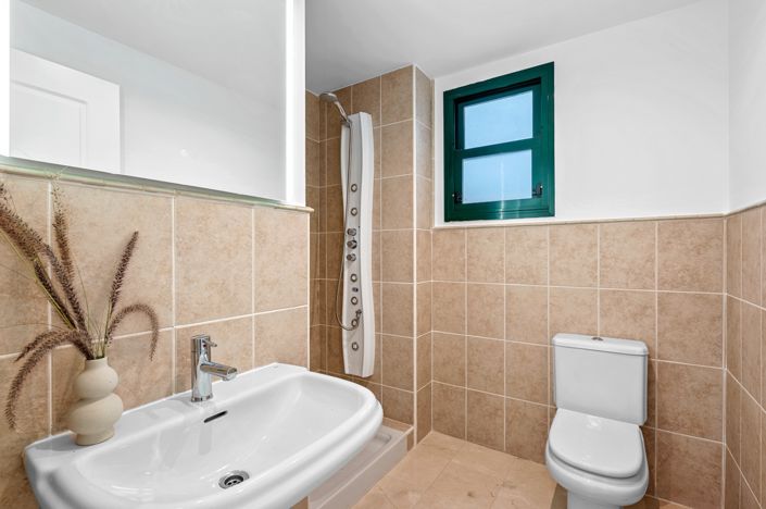 Image No.16-1 Bed Apartment for sale