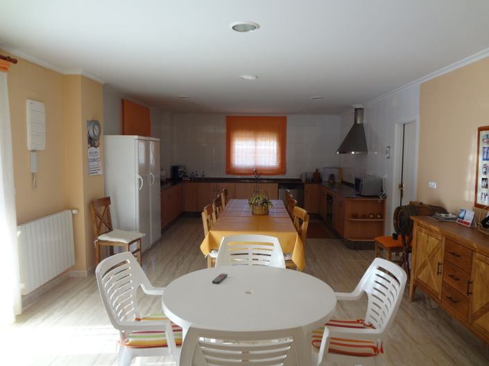 Image No.32-5 Bed Country House for sale