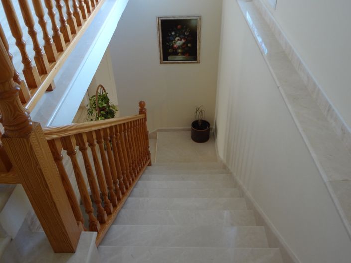 Image No.40-5 Bed Country House for sale