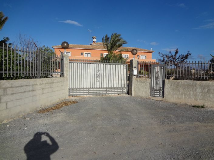 Image No.6-5 Bed Country House for sale