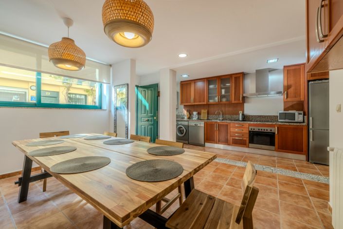 Image No.3-4 Bed Townhouse for sale