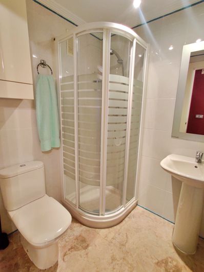 Image No.18-3 Bed Apartment for sale