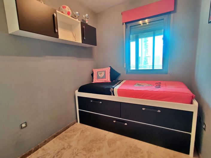 Image No.20-3 Bed Apartment for sale