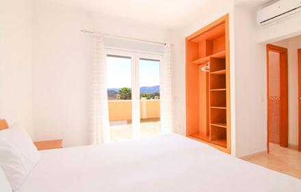 Image No.13-3 Bed Villa for sale