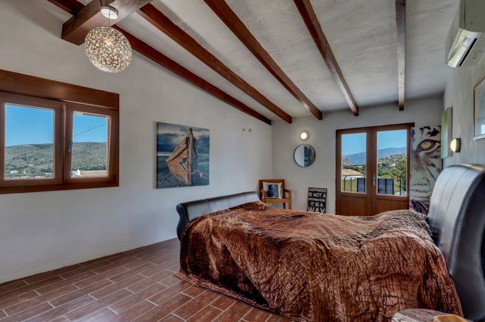 Image No.28-4 Bed Finca for sale
