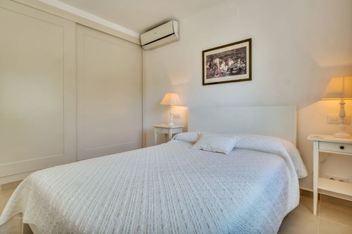 Image No.24-5 Bed Villa for sale