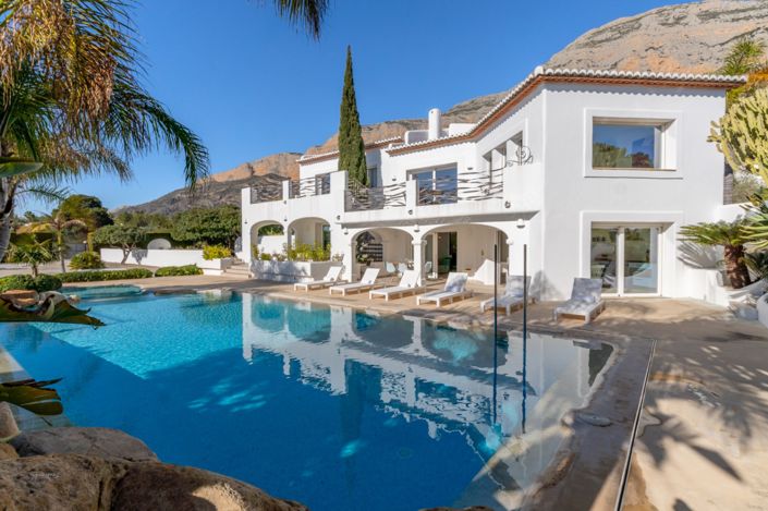 Image No.4-5 Bed Villa for sale