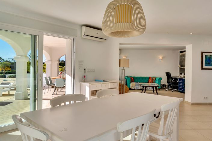 Image No.49-5 Bed Villa for sale