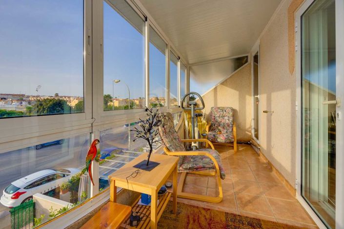 Image No.25-3 Bed Townhouse for sale
