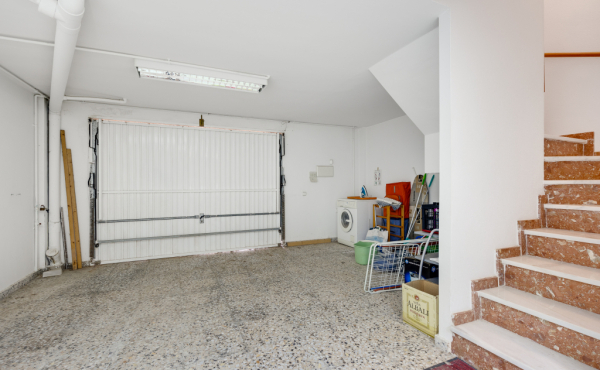 Image No.28-3 Bed Townhouse for sale