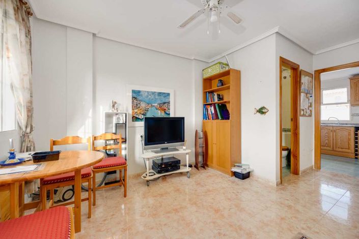 Image No.8-3 Bed Townhouse for sale