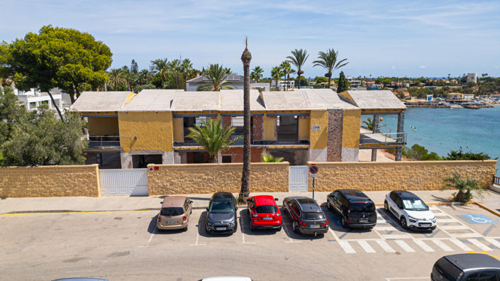 Image No.10-7 Bed Villa for sale