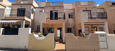 1 - Los Altos, Townhouse