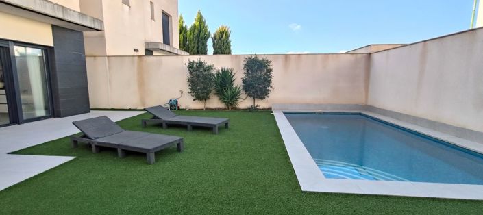 Image No.5-3 Bed Villa for sale