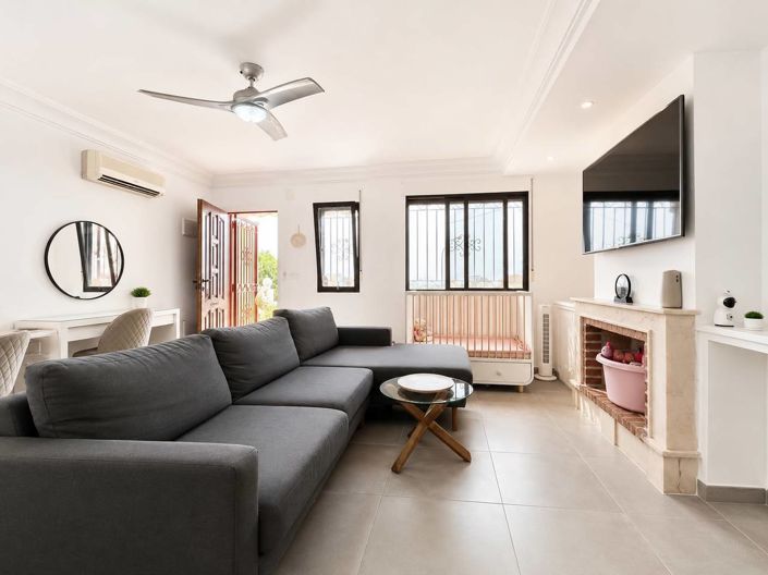 Image No.2-2 Bed Villa for sale