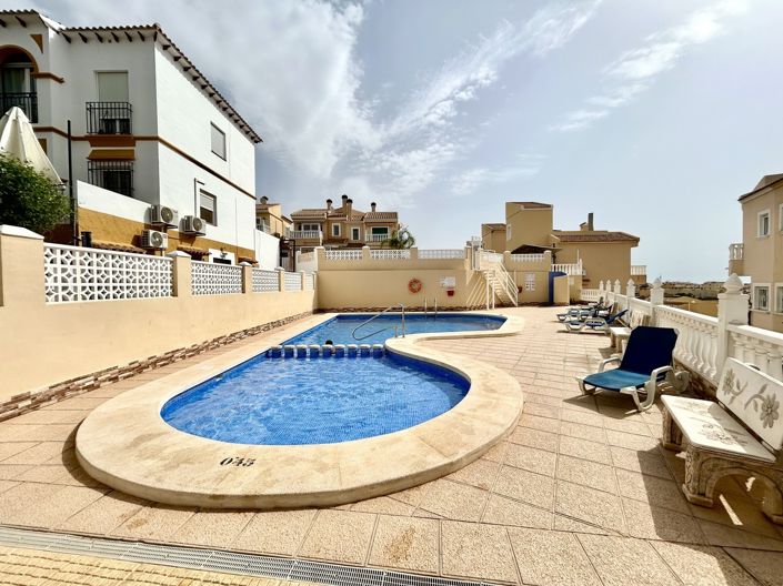 Image No.25-2 Bed Villa for sale