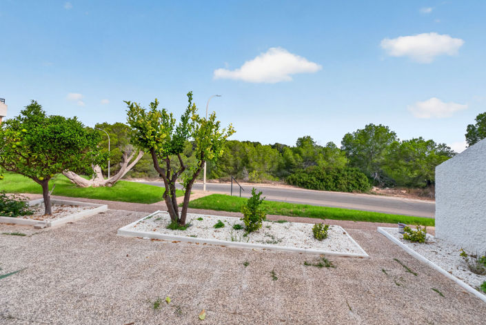 Image No.33-2 Bed Bungalow for sale