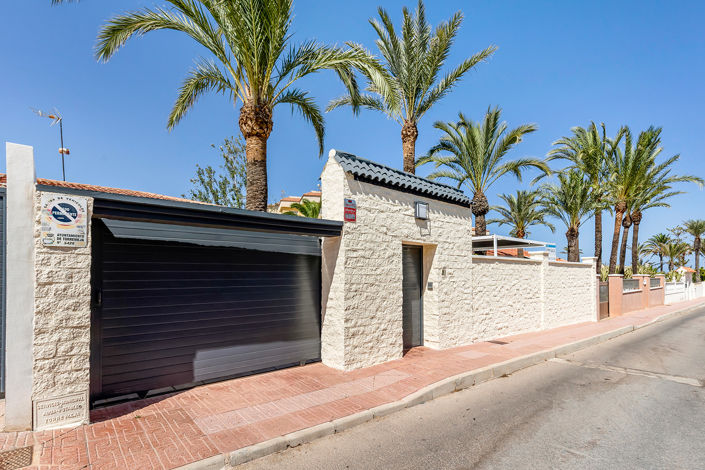Image No.29-4 Bed Villa for sale
