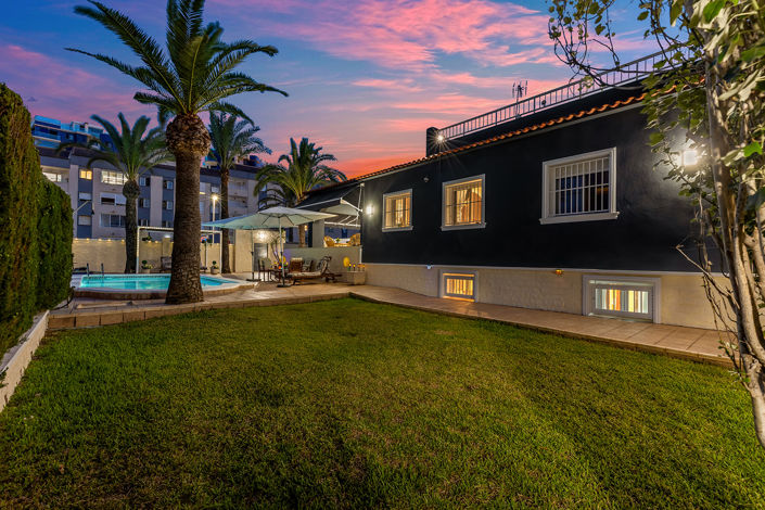 Image No.36-4 Bed Villa for sale