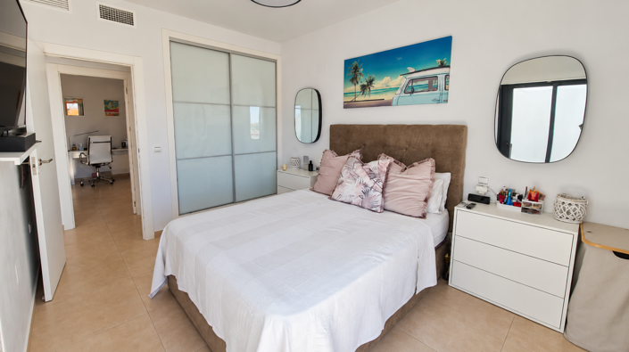Image No.18-3 Bed Villa for sale