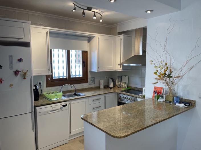 Image No.11-2 Bed Apartment for sale