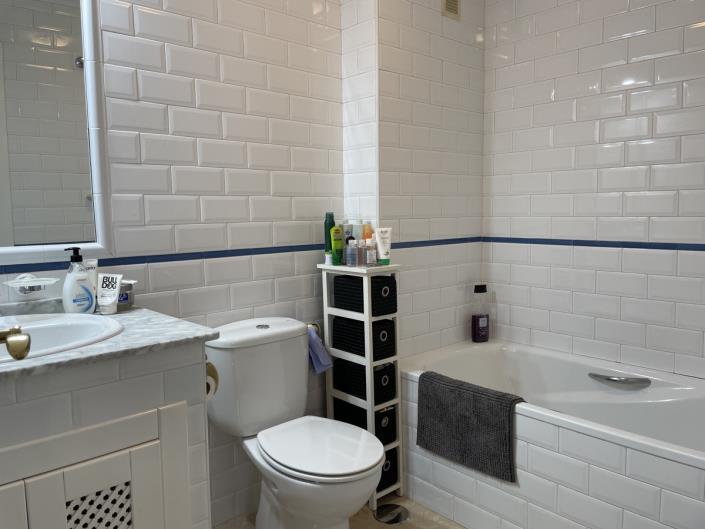 Image No.13-2 Bed Apartment for sale