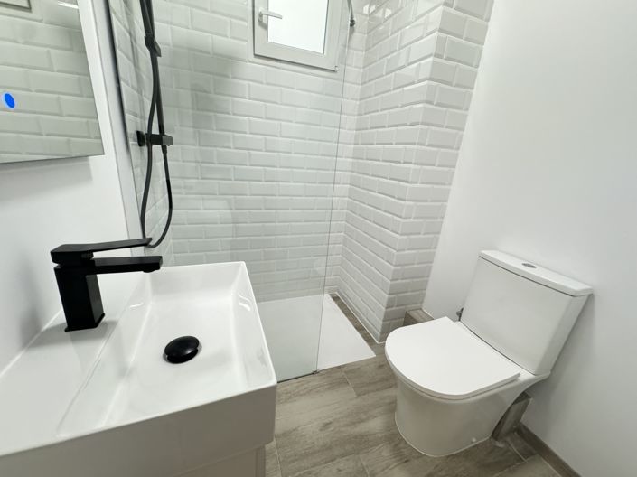 Image No.10-3 Bed Apartment for sale