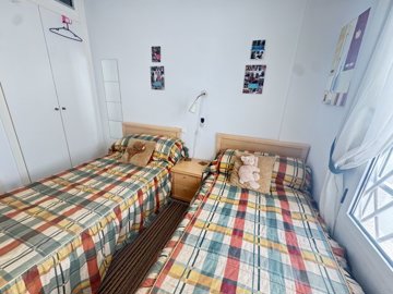 14898img1106