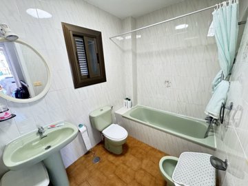 14910img3808