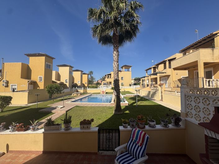 Image No.1-3 Bed Villa for sale