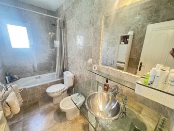 14934img7766