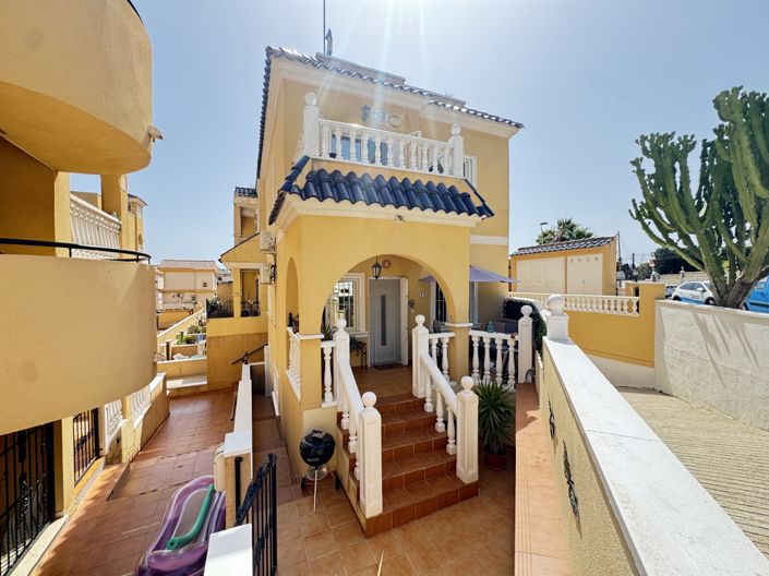 Image No.1-Villa de 2 chambres à vendre à Villamartin