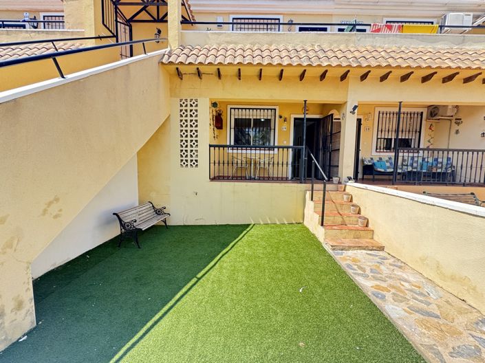 Image No.1-Appartement de 2 chambres à vendre à Villamartin