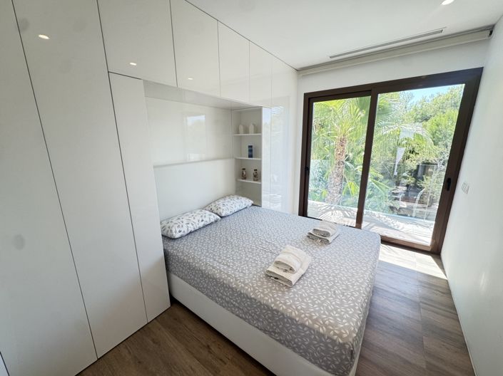 Image No.16-4 Bed Villa for sale