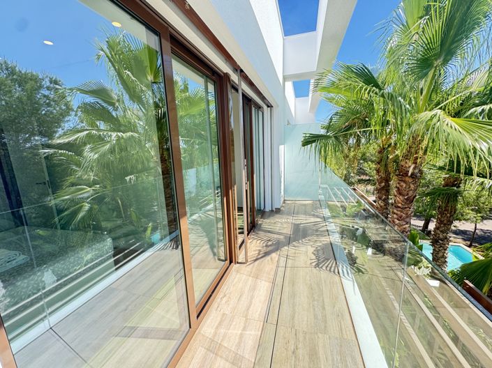 Image No.19-4 Bed Villa for sale