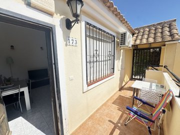 16068img2411