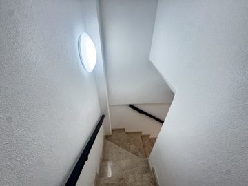 16073img2746