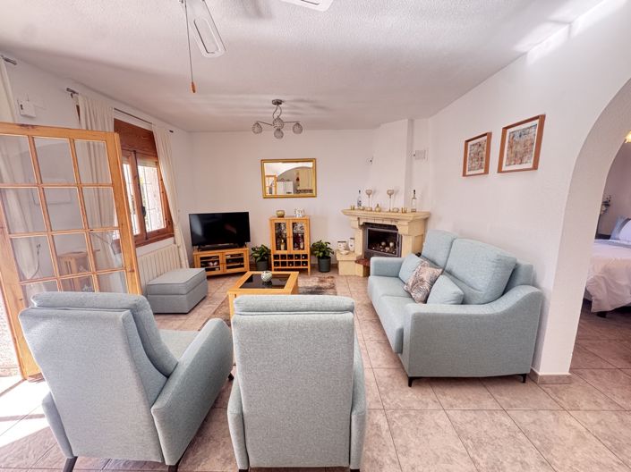 Image No.17-3 Bed Villa for sale